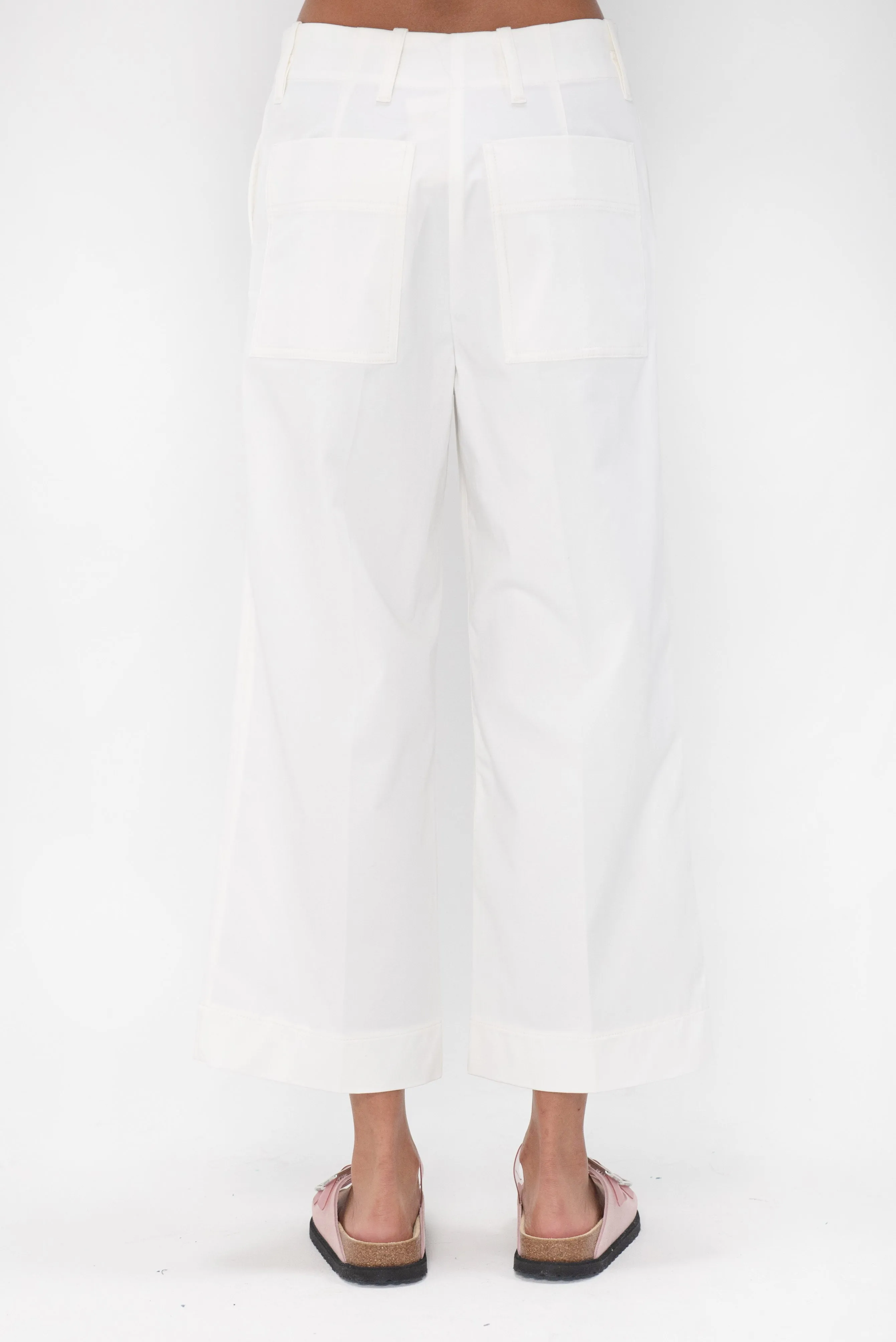 Amara Pant, Off White