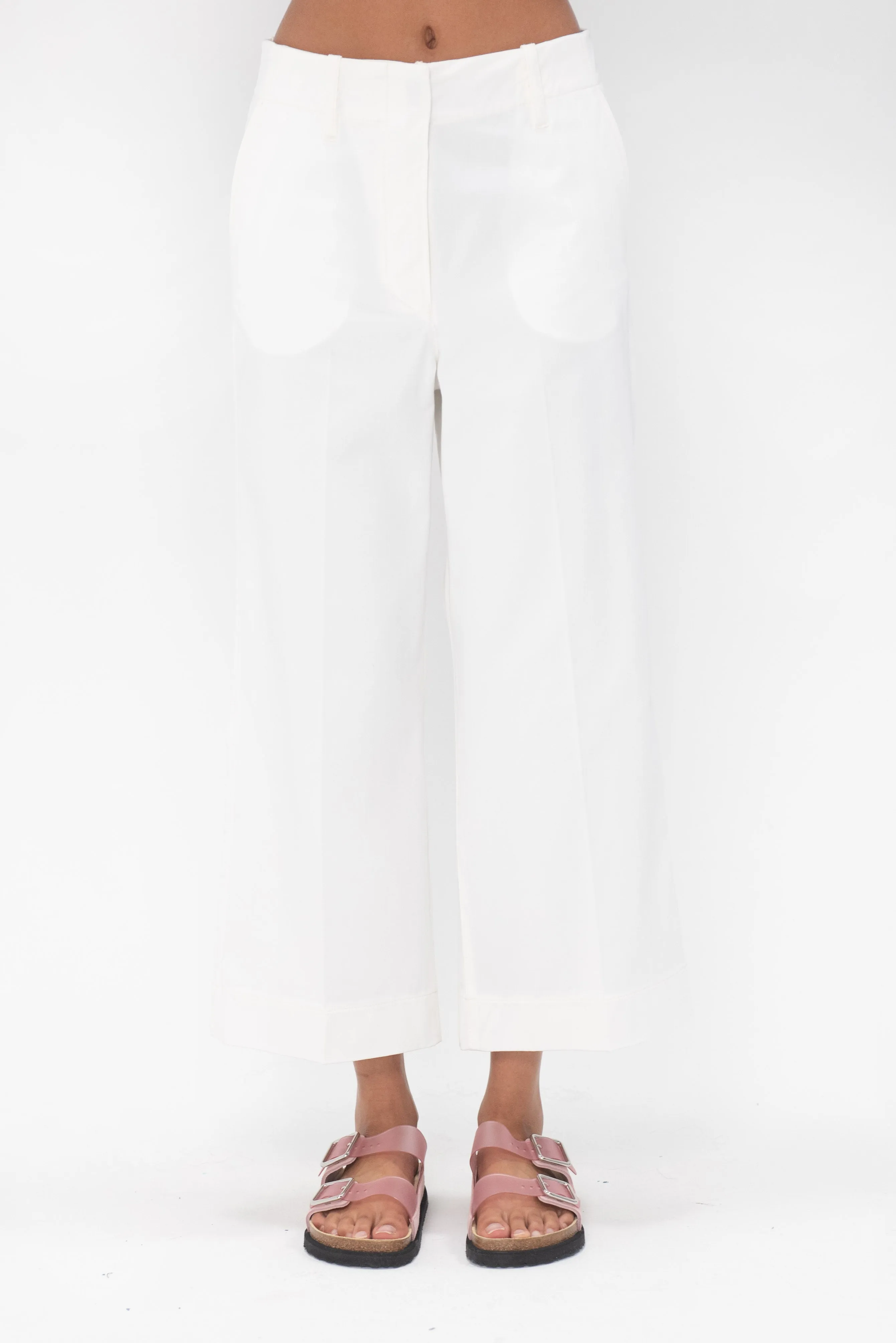 Amara Pant, Off White