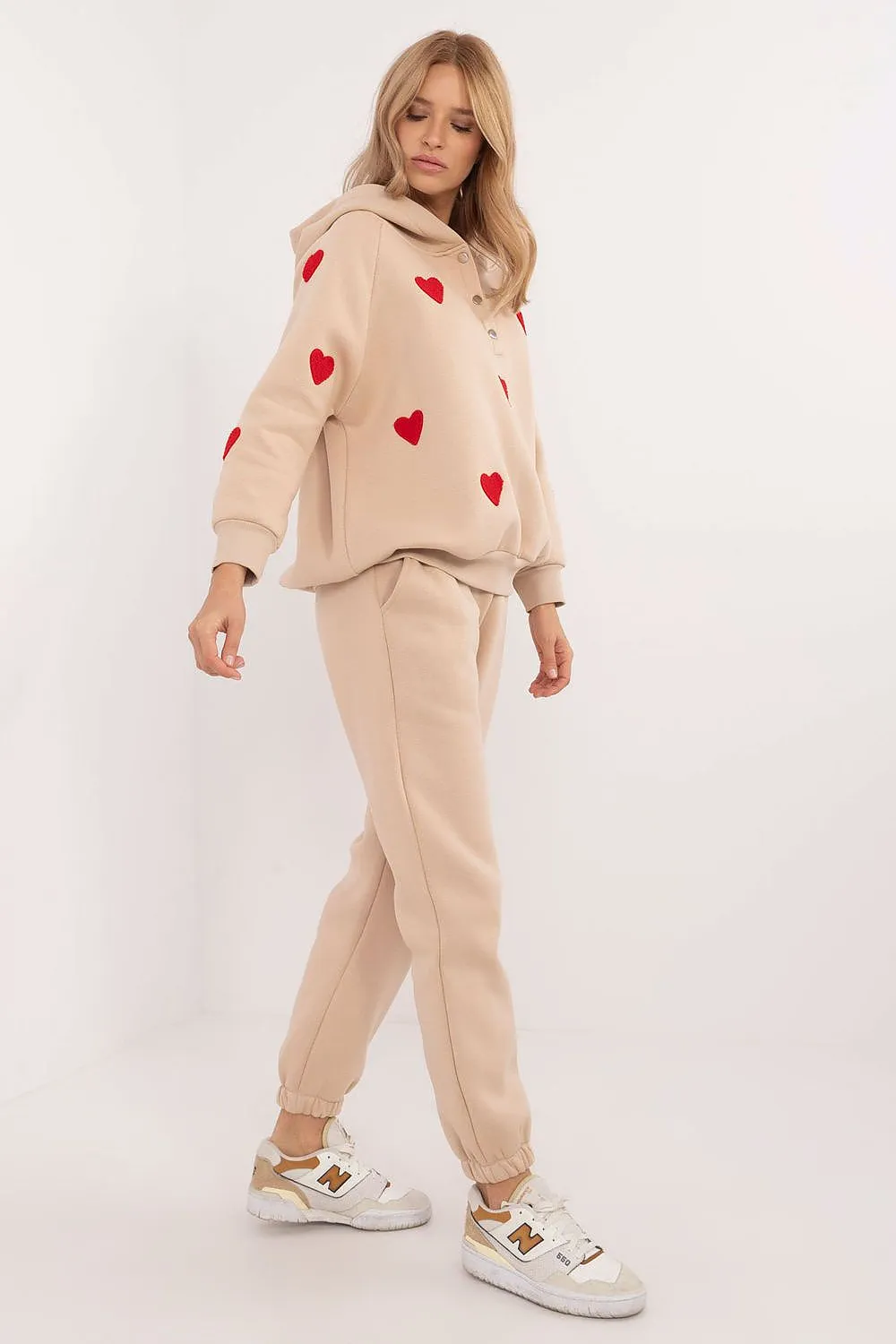 Factory Price Queen Of Hearts Two Piece Sweat Lounge Set