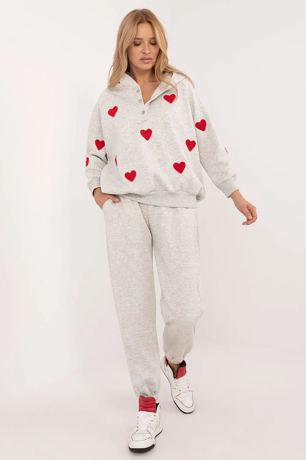 Factory Price Queen Of Hearts Two Piece Sweat Lounge Set