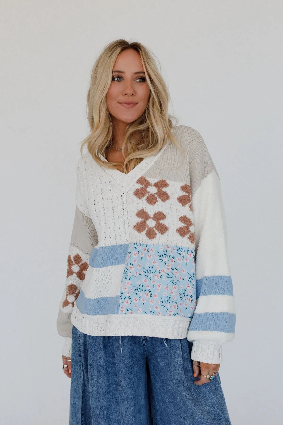 Feeling For Flowers Contrast Sweater - Cream Multi