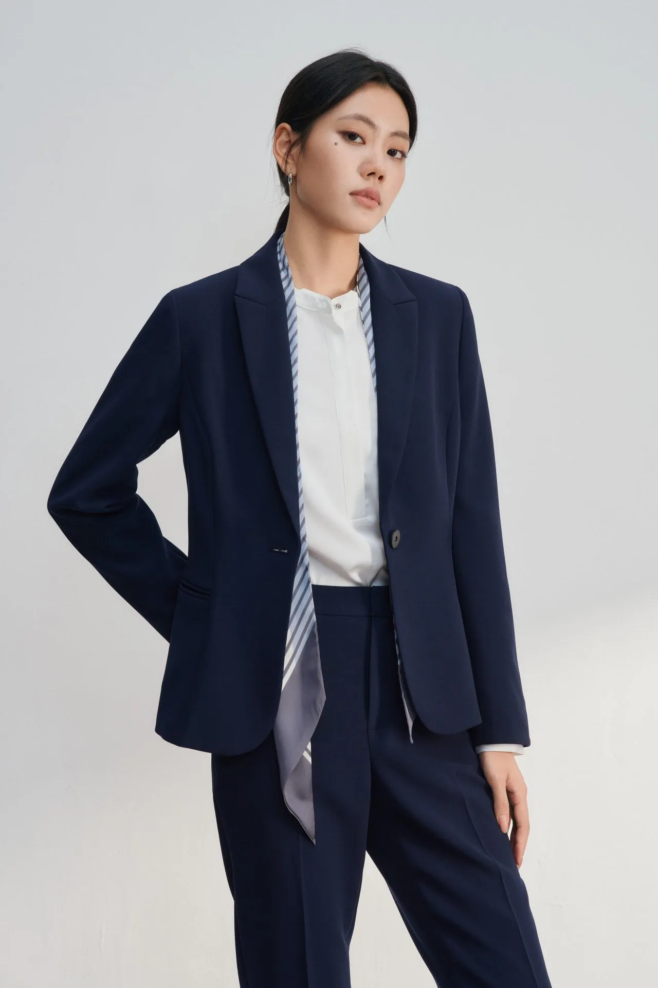 Multi-Way Stretch Suit Blazer With Scarf