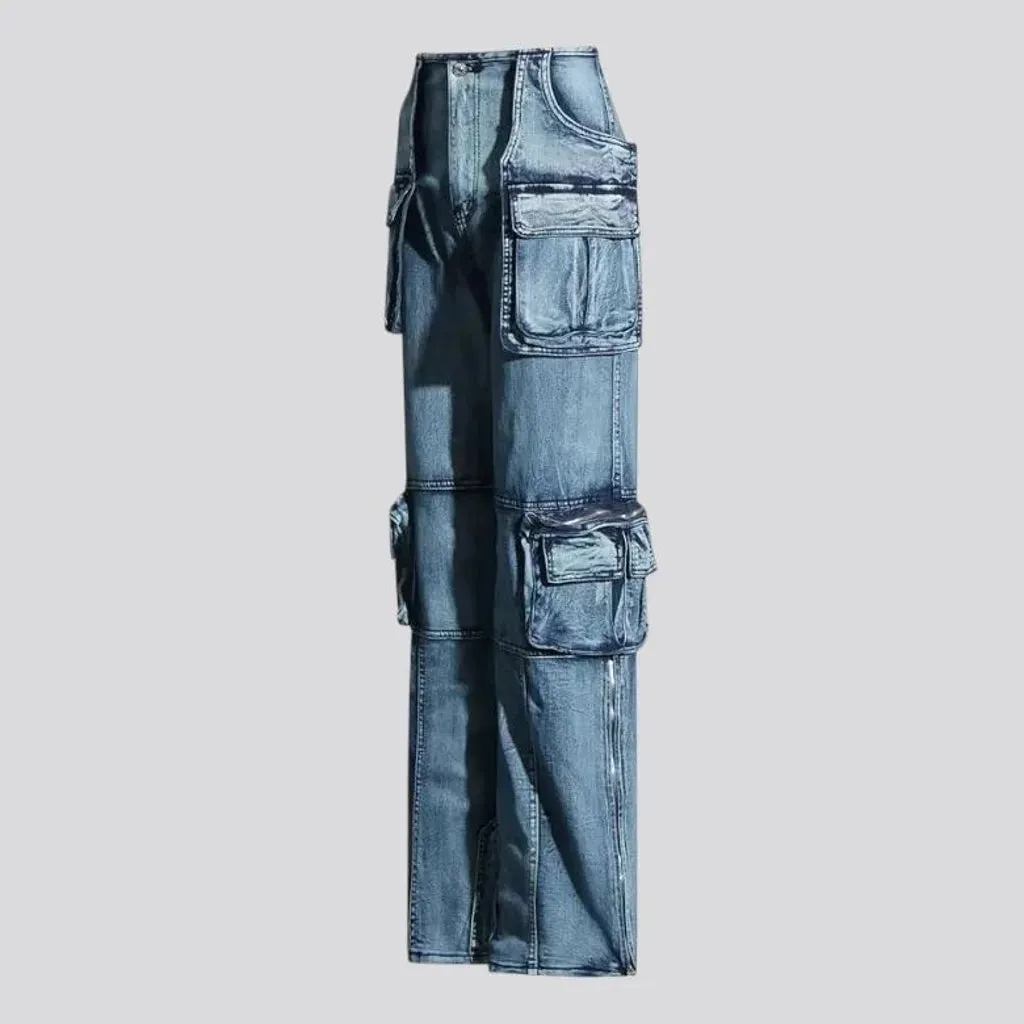 Spacious cargo pockets grunge women's jeans